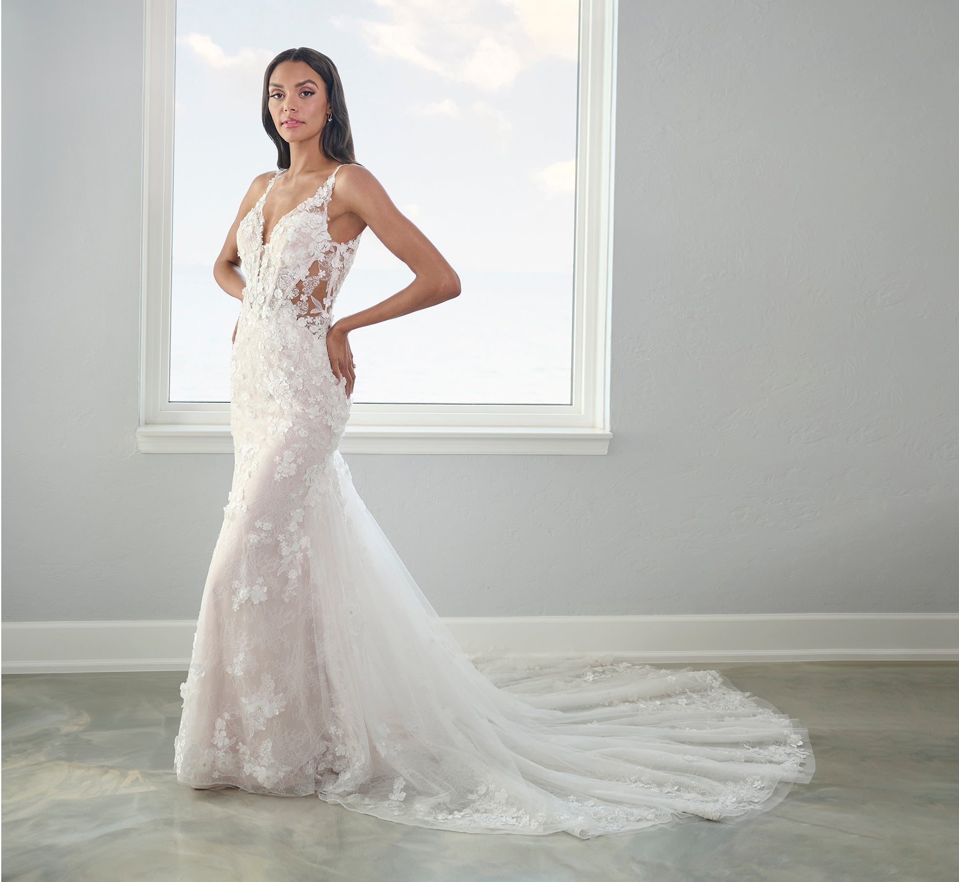 Tulle And Lace Slim Gown In Ivory French Lilac Nude