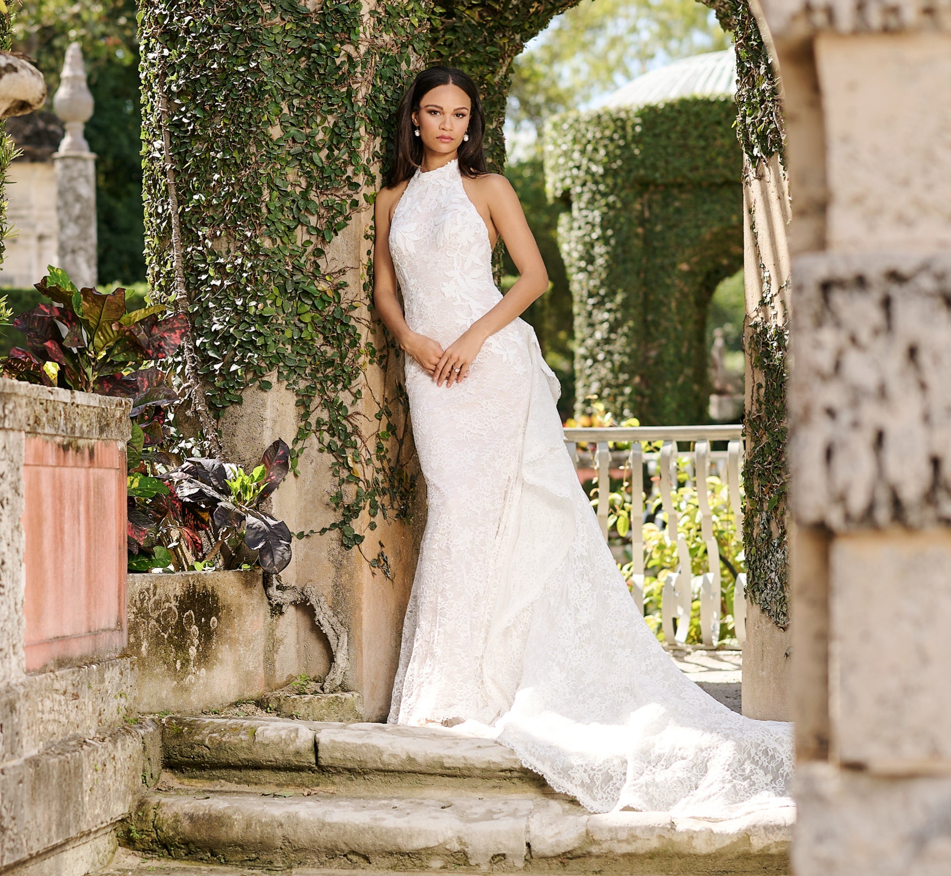 All Over Lace Slim gown in Ivory French Lilac