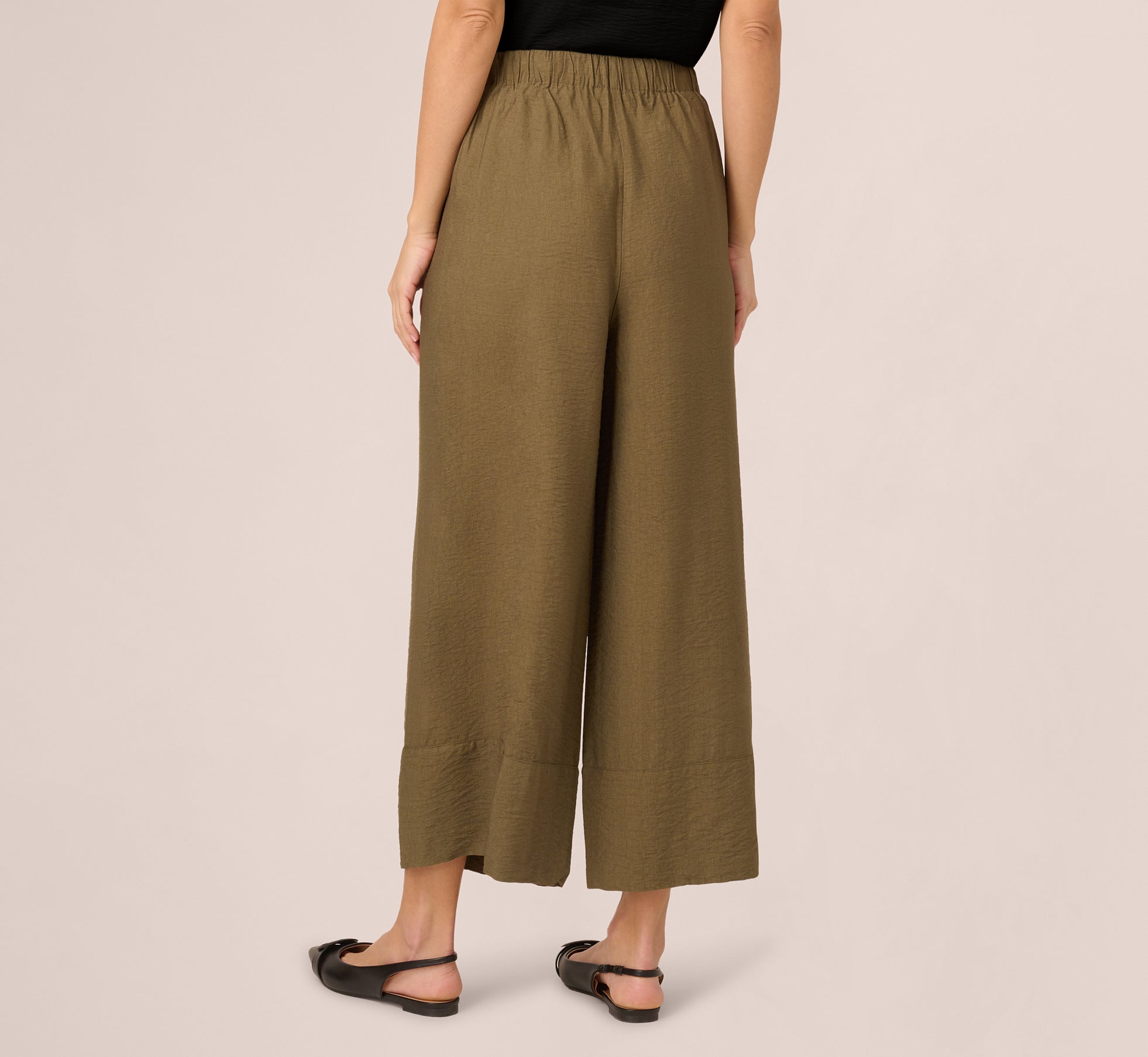 Wide Leg Drawstring Pant In New Green