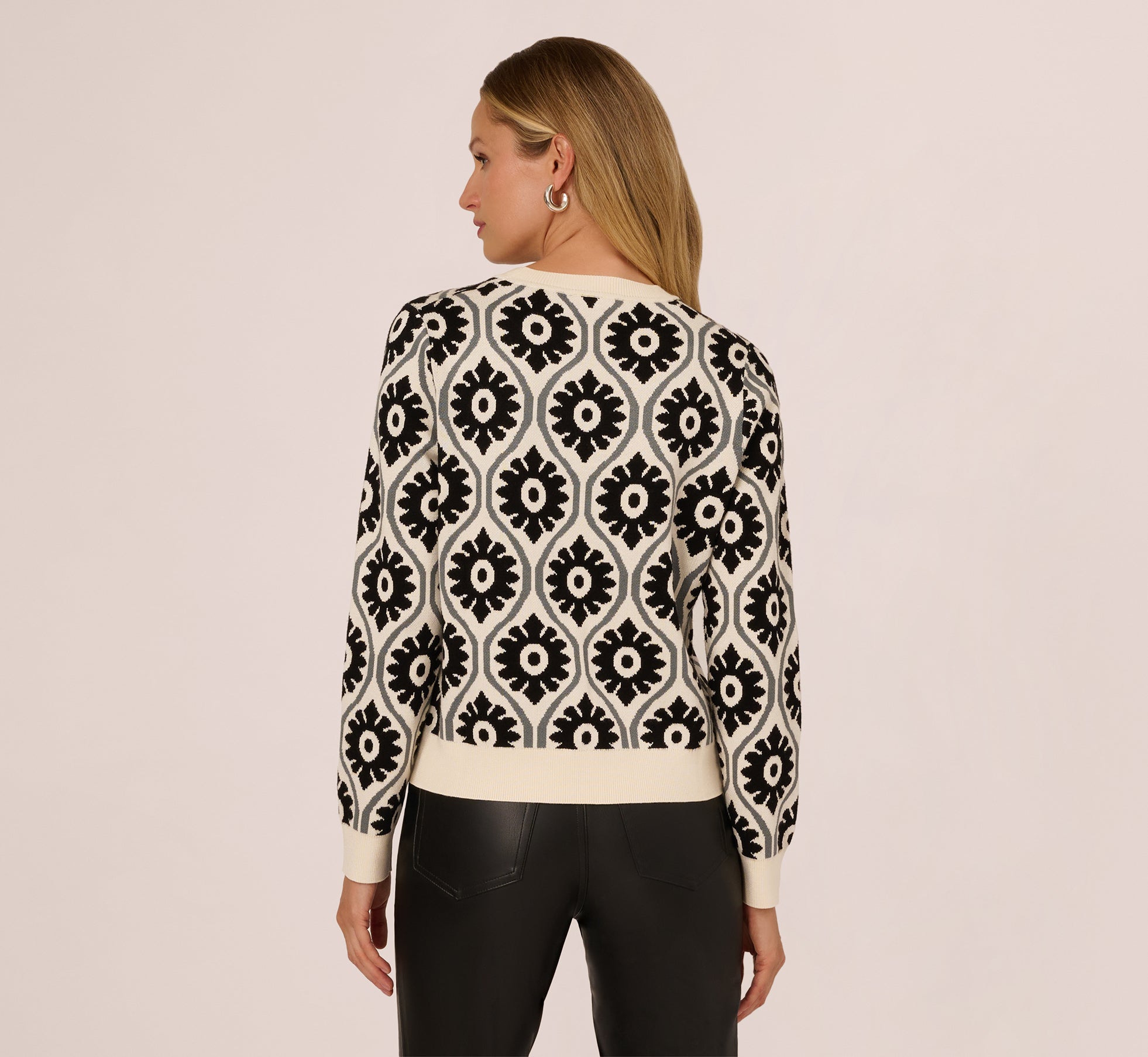 Floral Print Crew Neck Pullover Sweater In Cream Sea Green Black