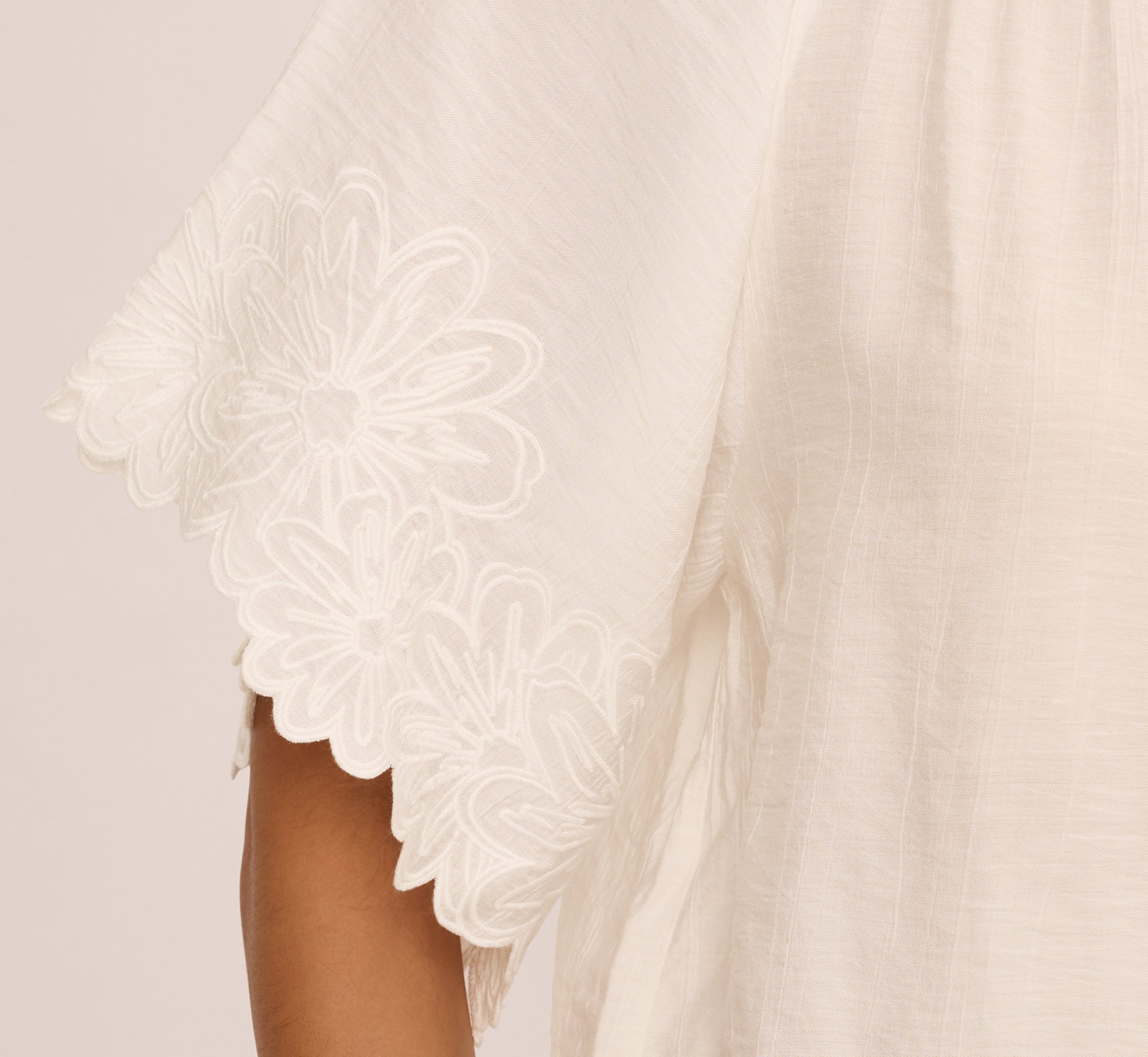 Short Sleeve Semisheer Scalloped Embroidery Top In Ivory