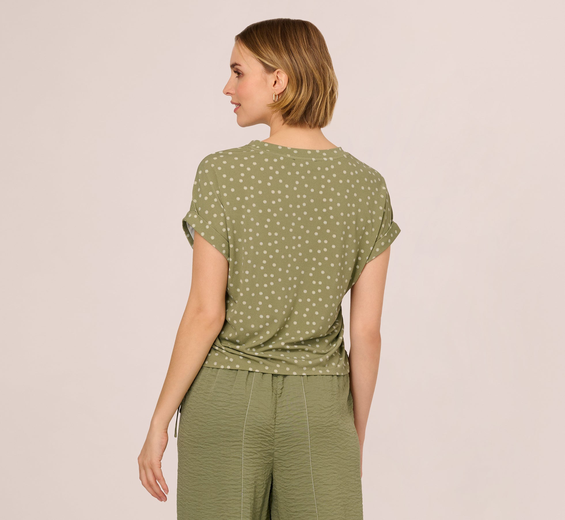Cap Sleeve Ruched Side Top In Oil Green Scribble Daisy