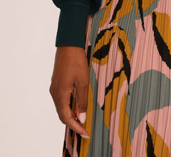 Long Sleeve Laced Raglan Sweater In Forest Teal