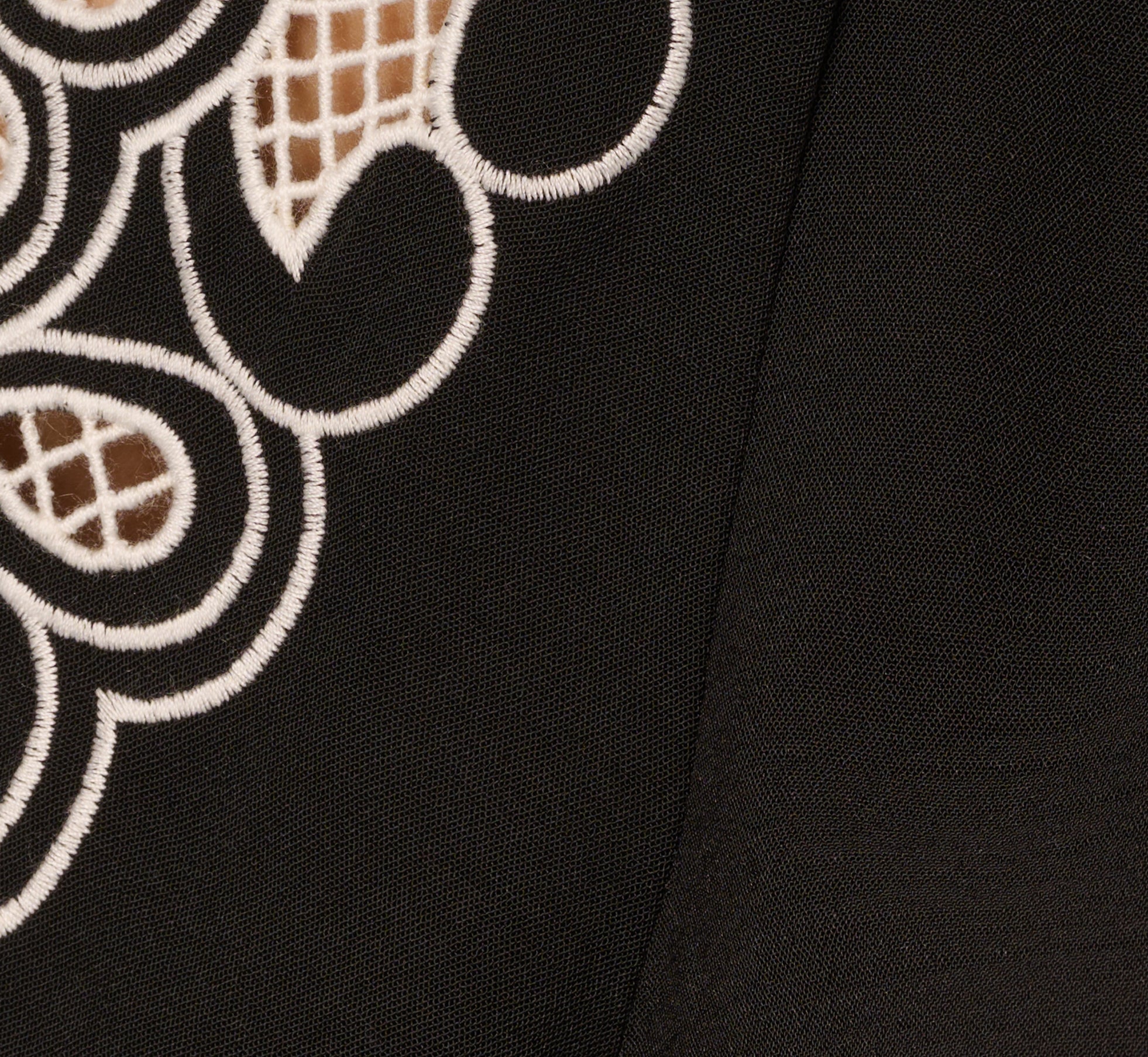 Short Sleeve Embroidered Lace Top In Black Ivory