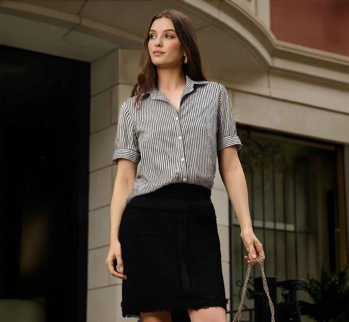 Short Sleeve Button Front Cropped Blouse In Ivory Navy Easy Stripe