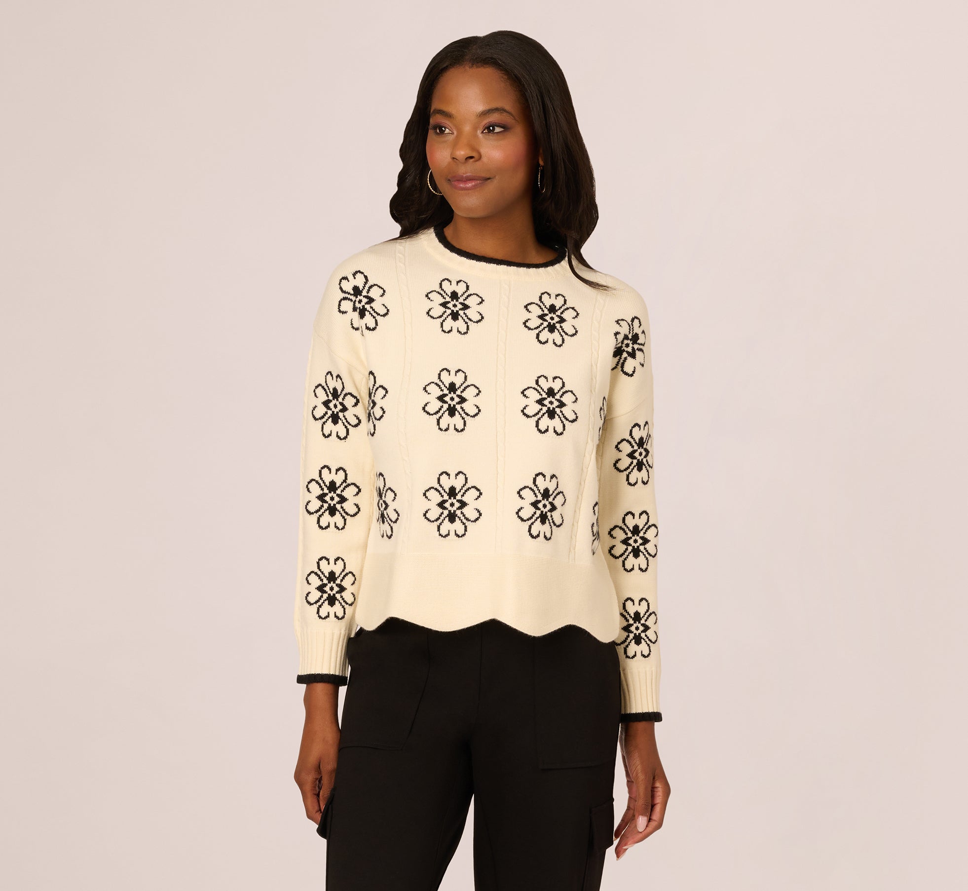 Floral Cable Knit Pullover Sweater In Cream Black