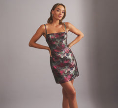 Sleeveless Metallic Jacquard Cocktail Dress In Red Multi