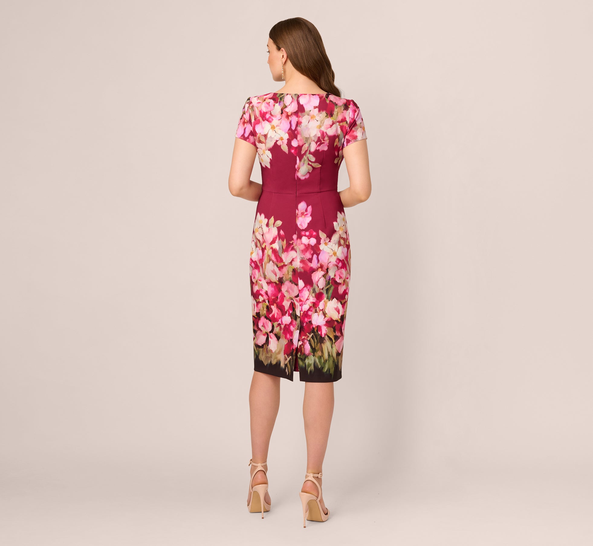 Short Sleeve Iris Floral Sheath Dress In Berry Multi