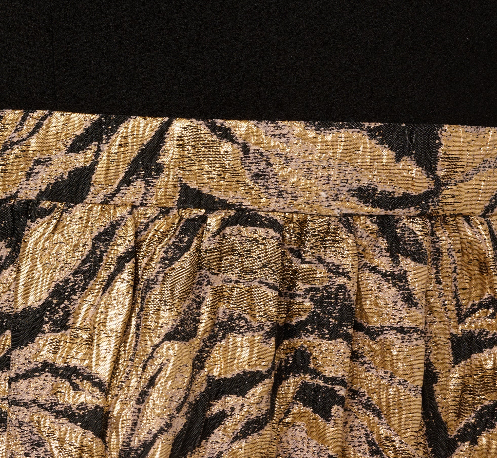 Sleeveless Jacquard Flounce Combo Dress In Black Gold