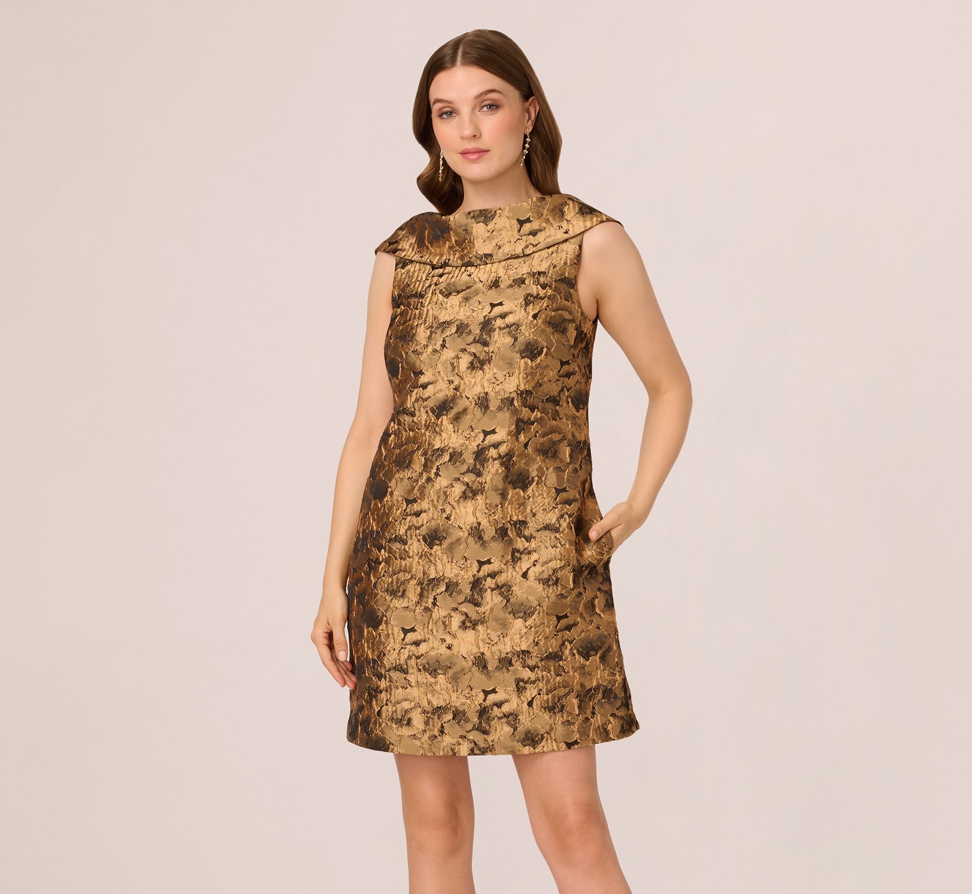 Sleeveless Jacquard Roll Collar Shift Dress In Gold Black
