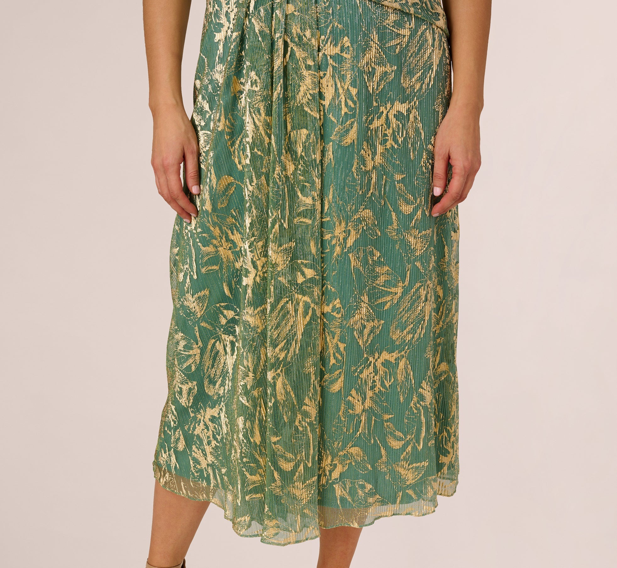 Plus Size Sleeveless Metallic Crinkle Midi Dress In Sage Gold