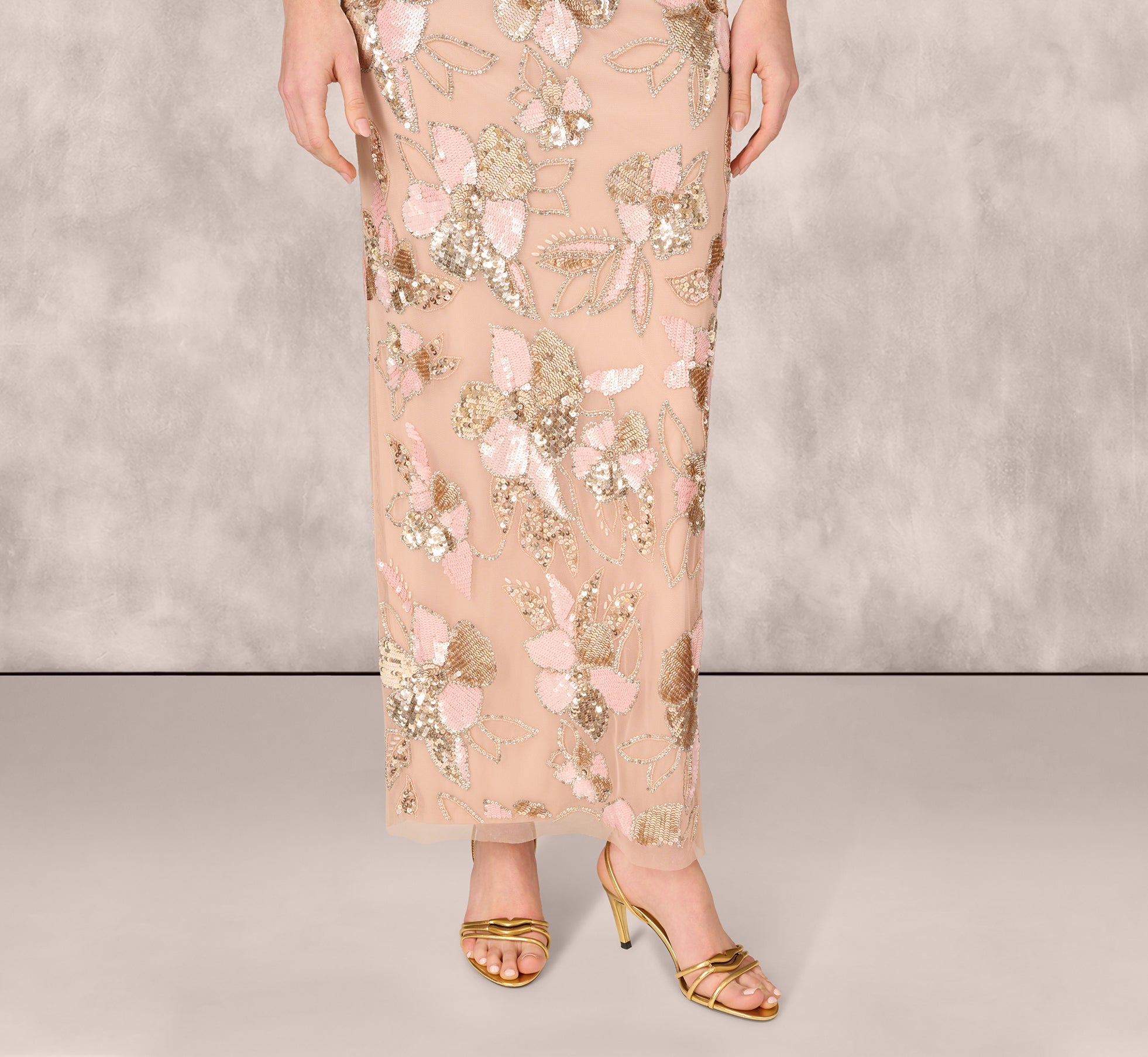 Sleeveless Square Neck Floral Beaded Column Gown In Pink